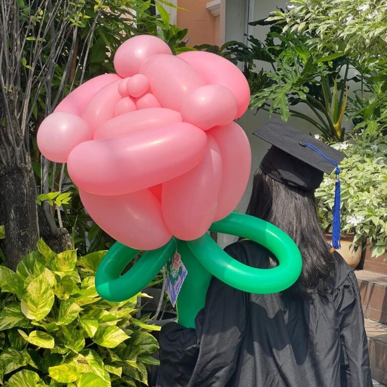 flowermail balloon jumbo rose graduation 1